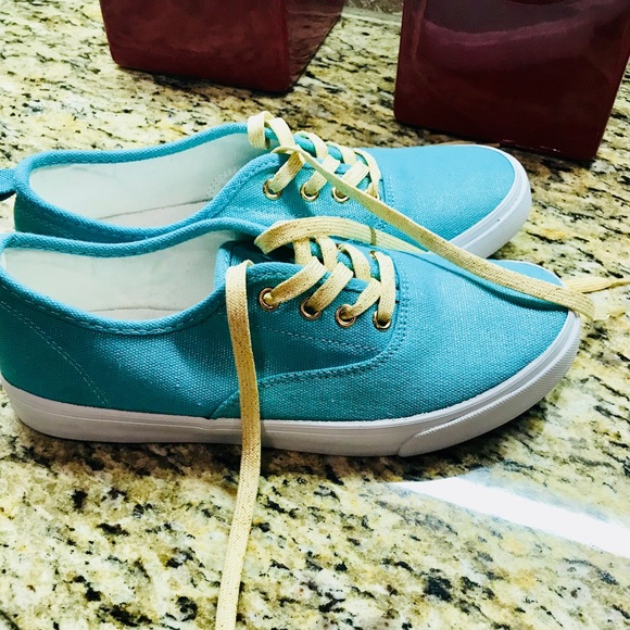 5 for $20! Old Navy Teal Sneaker - Picture 3 of 5